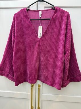 glam Fuchsia Ribbed V-Neck Blouse